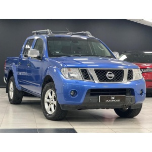 Nissan Navara - 2.5 dCi Tekna 4WD Euro 5 4dr