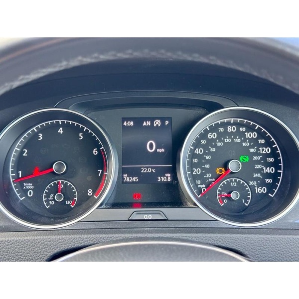 Volkswagen Golf - 1.4 SE NAVIGATION TSI BLUEMOTION TECHNOLOGY DSG 5d 124 BHP Nationwide Home Delivery Available