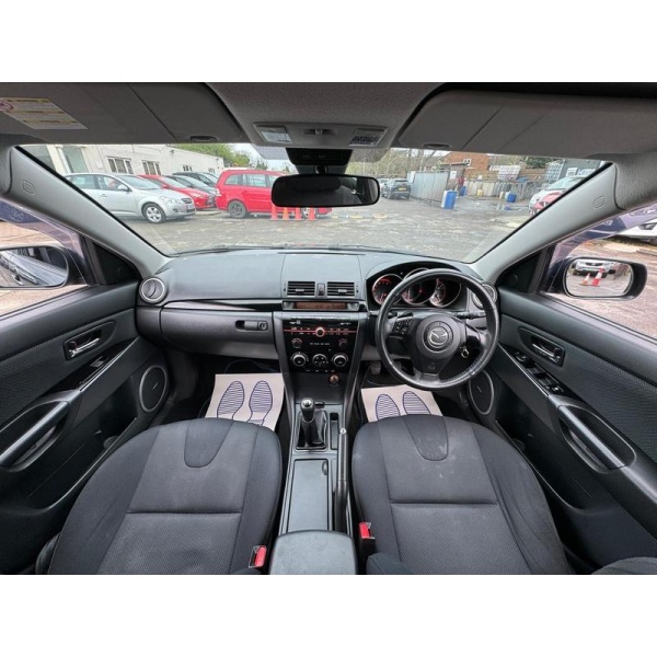 Mazda Mazda3 - 1.6 Sport 4dr