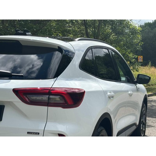 Ford Kuga - 2.5 EcoBoost Duratec 14.4kWh Active CVT Euro 6 (s/s) 5dr