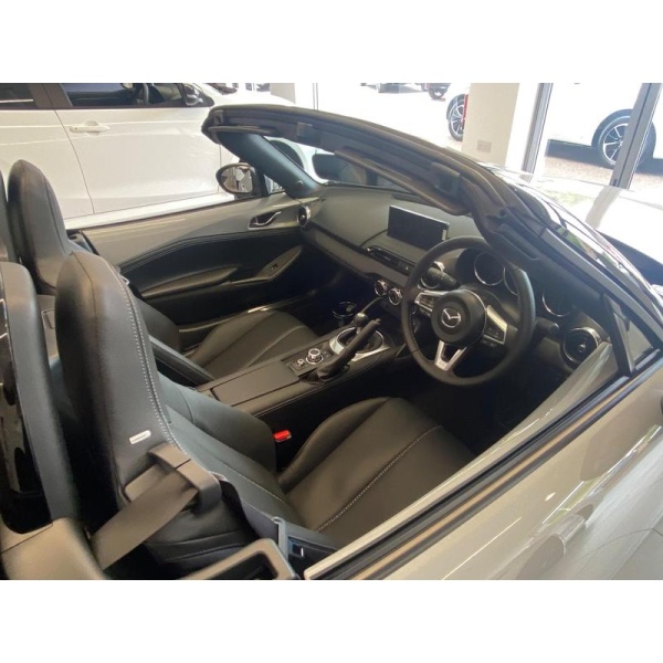 Mazda MX-5 - Roadster 1.5 132ps Exclusive-Line / Black Leather 2dr