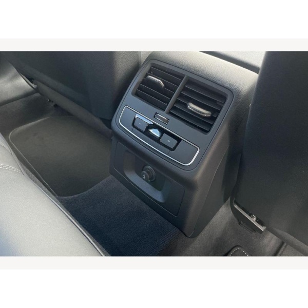 Audi A4 Avant - AUDI A4 Avant S line 35 TFSI 150 PS S tronic 2.0 5dr