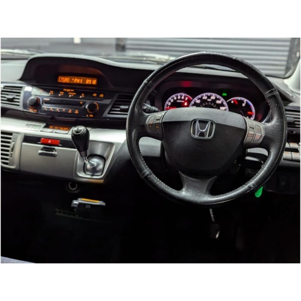 Honda Fr-v - 1.8 i-VTEC ES 5dr