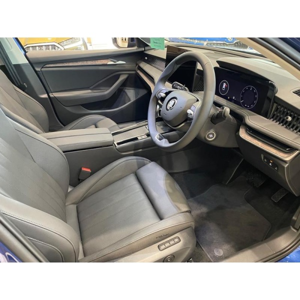 SKODA Superb - 2.0 TDI Laurin & Klement DSG 4WD Euro 6 (s/s) 5dr