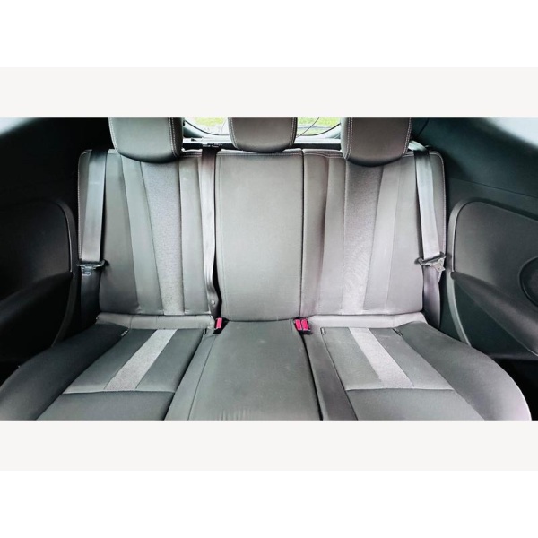 Renault Megane - 1.6 16V Dynamique TomTom Euro 5 3dr