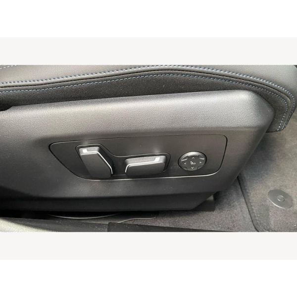 BMW 5 Series Saloon - BMW 520i M Sport 2.0 4dr