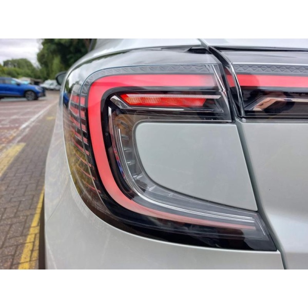 Renault Captur - techno E-Tech full hybrid 145 ^MY25] 1.6 5dr