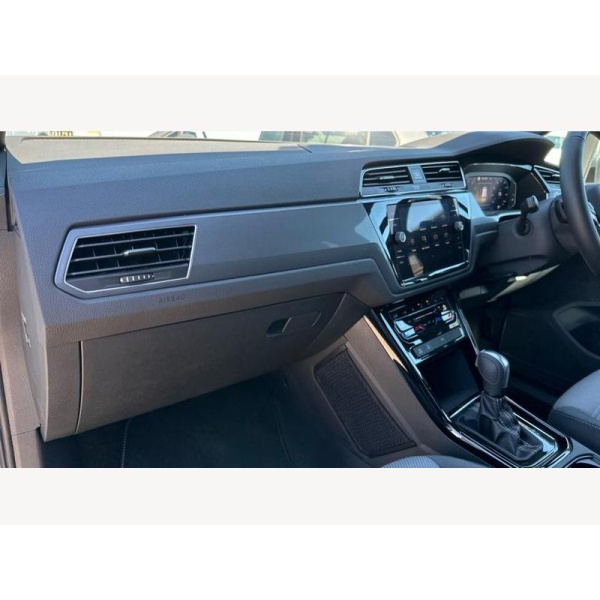 Volkswagen Touran - 1.5 TSI EVO R-Line DSG Euro 6 (s/s) 5dr