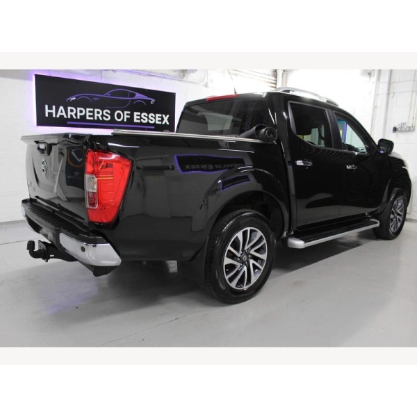 Nissan Navara - 2.3 dCi Tekna 4WD Euro 5 4dr
