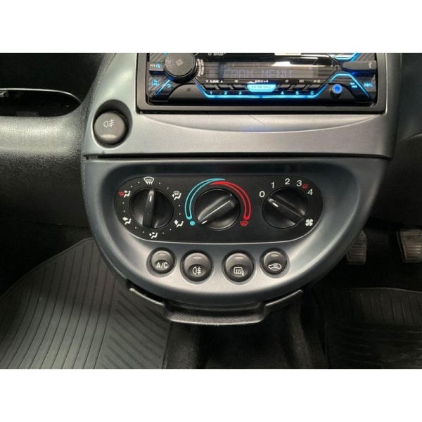 Ford Street KA - 1.6 8V LUXURY 2d 94 BHP