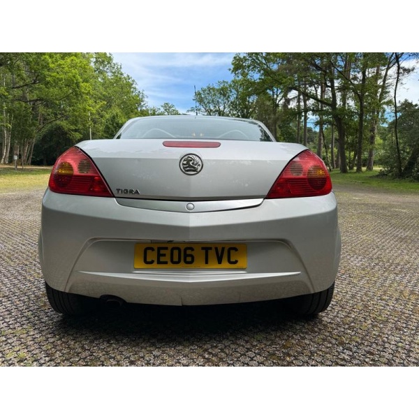 Vauxhall Tigra - 1.4i 16v 2dr