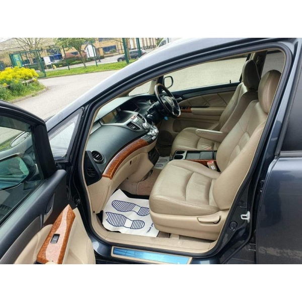 Honda Odyssey - 2.4 5dr