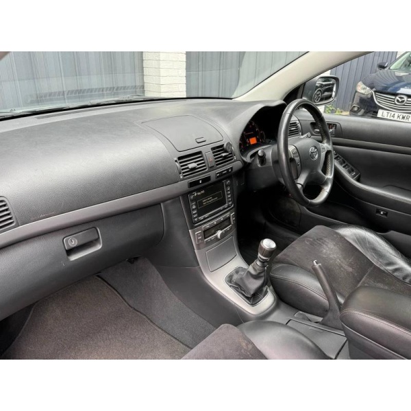 Toyota Avensis - 2.2 D-4D T180 Estate 5dr Diesel Manual (163 g/km, 175 bhp)
