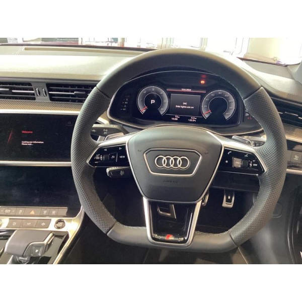 Audi A6 - AUDI A6 Black Edition 40 TDI quattro 204 PS S tronic 2.0 4dr