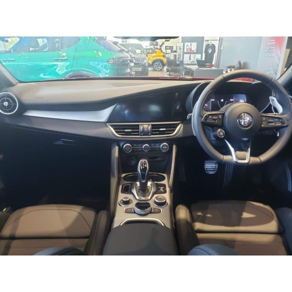 Alfa Romeo Giulia - 2.0 Turbo Petrol 280hp Veloce 4dr