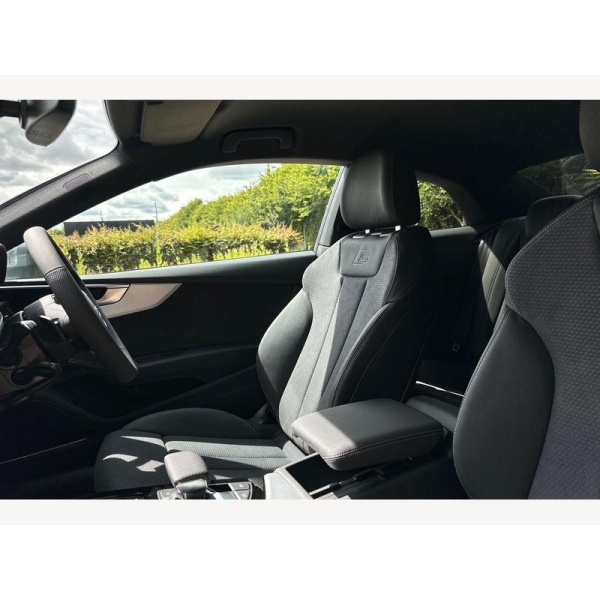 Audi A5 Coupe - AUDI A5 Coupe S line 35 TFSI 150 PS S tronic 2.0 2dr