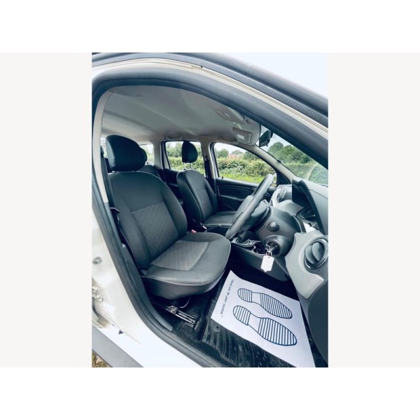 Dacia Duster - 1.6 Access Euro 5 5dr