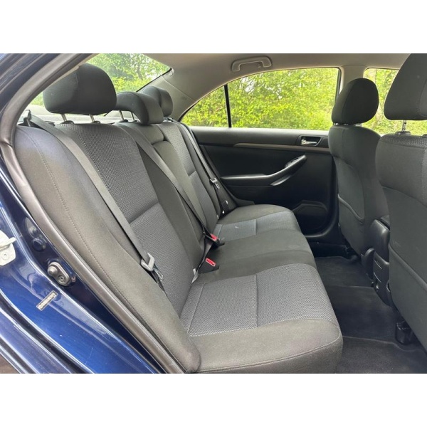 Toyota Avensis - 1.8 VVT-i TR 4dr