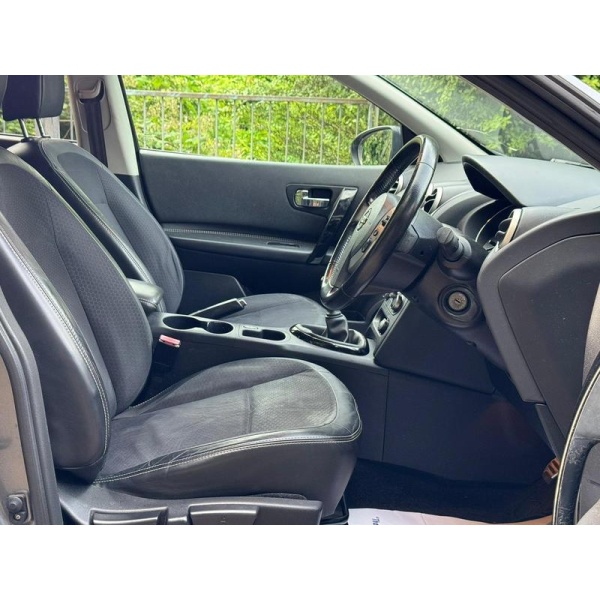 Nissan Qashqai - 1.6 dCi 360 SUV 5dr Diesel Manual 2WD Euro 5 (s/s) (130 ps)