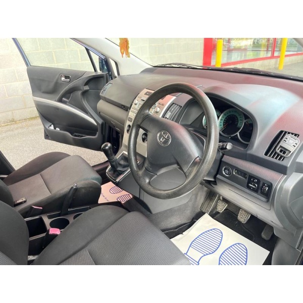 Toyota Corolla Verso - 1.6 VVT-i T2 5dr