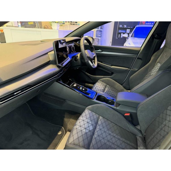 Volkswagen Golf - 1.5 eTSI MHEV R-Line DSG Euro 6 (s/s) 5dr