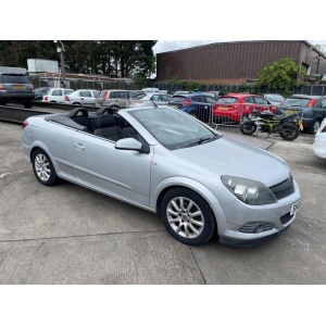Vauxhall Astra - 1.8i Sport Twin Top 2dr