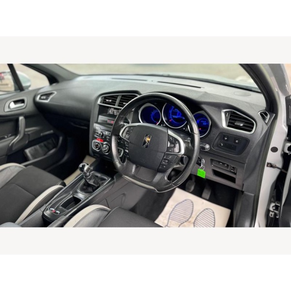 Citroen DS4 - 1.6 VTi DStyle Euro 5 5dr