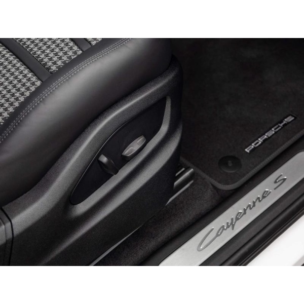 Porsche Cayenne - 4.0T V8 S TiptronicS 4WD Euro 6 (s/s) 5dr