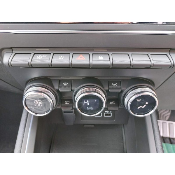 Renault Clio - 1.0 TCe techno Euro 6 (s/s) 5dr