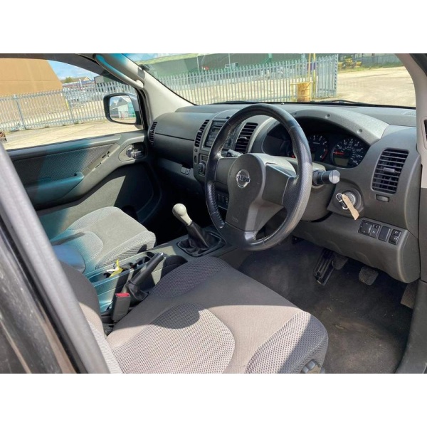 Nissan Navara - 2.5 dCi Acenta 4dr