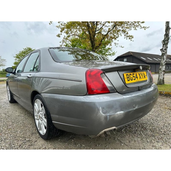 MG ZT - 2.0 135 CDTi + Saloon 4dr Diesel Manual (163 g/km, 129 bhp)