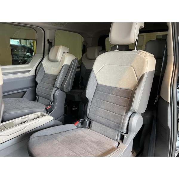 Volkswagen Multivan - 1.4 TSI 13kWh Style DSG L1 Euro 6 (s/s) 5dr