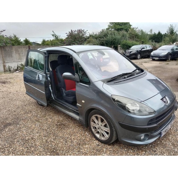 Peugeot 1007 - 1.4 HDi Sport 3dr