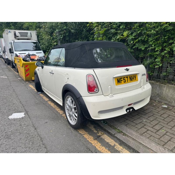 MINI Convertible - 1.6 Cooper S Convertible 2dr Petrol Manual Euro 4 (163 bhp)