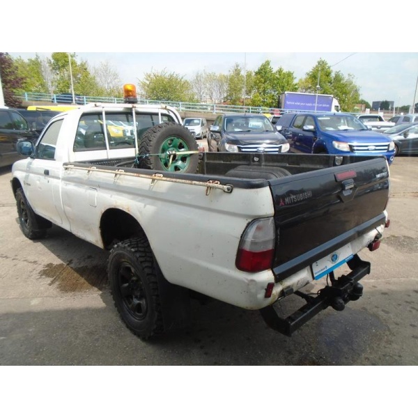 Mitsubishi L200 - 2.5 TD 4Work 4WD 2dr