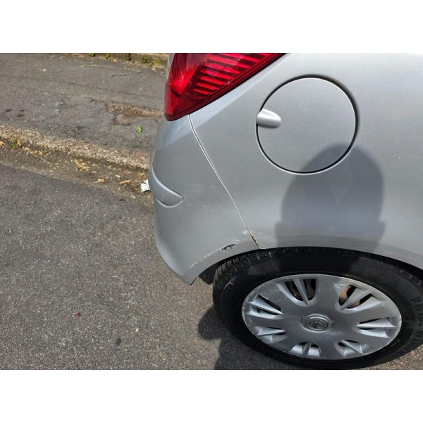 Vauxhall Corsa - 1.4i 16v Club Hatchback 5dr Petrol Automatic (166 g/km, 89 bhp)