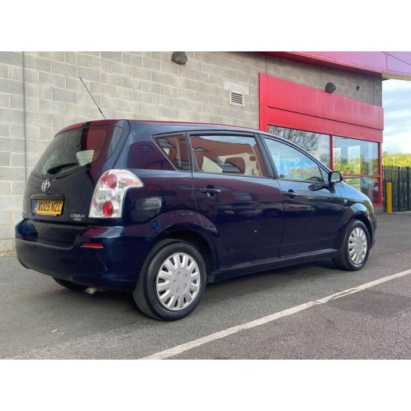 Toyota Corolla Verso - 1.6 VVT-i T2 5dr