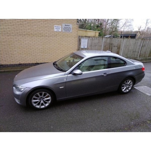 BMW 3 Series - 2.5 325i SE Coupe 2dr Petrol Steptronic Euro 4 (218 ps)