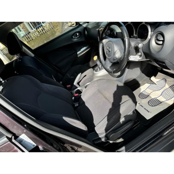 Nissan Juke - 1.6 Acenta Euro 5 (s/s) 5dr