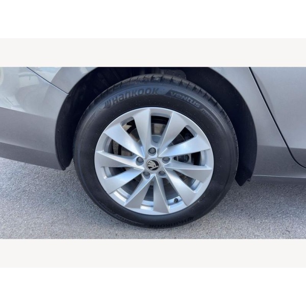 SKODA Superb - 1.5 TSI e-TEC MHEV SE Technology DSG Euro 6 (s/s) 5dr