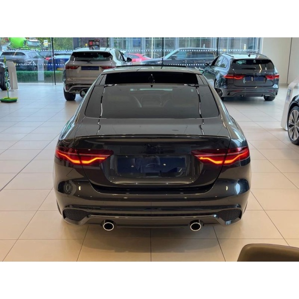 Jaguar XE - 2.0 P300i Sport Auto AWD Euro 6 (s/s) 4dr