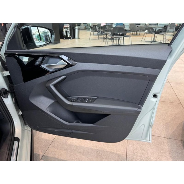 Audi A1 - 1.0 TFSI 25 Black Edition Sportback Euro 6 (s/s) 5dr