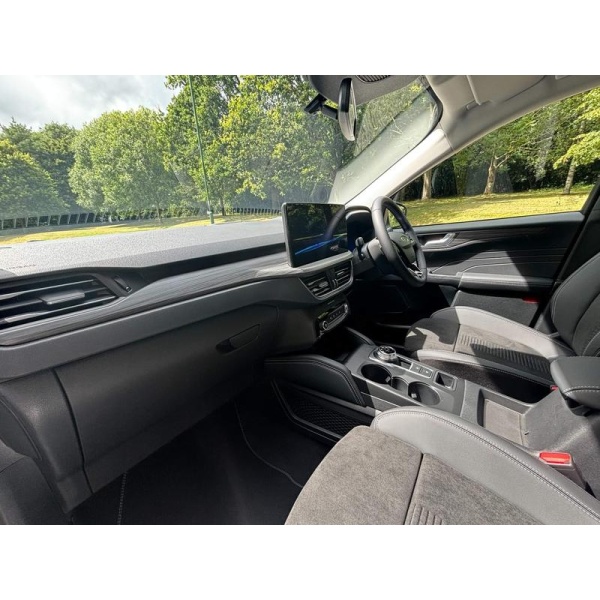 Ford Kuga - 2.5 EcoBoost Duratec 14.4kWh Active CVT Euro 6 (s/s) 5dr