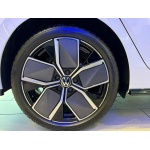 Volkswagen Golf - 1.5 eTSI MHEV R-Line DSG Euro 6 (s/s) 5dr