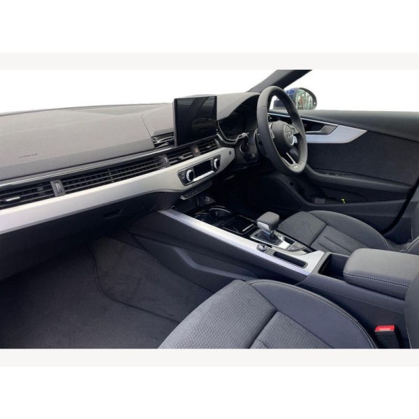 Audi A4 Avant - AUDI A4 Avant S line 35 TFSI 150 PS S tronic 2.0 5dr