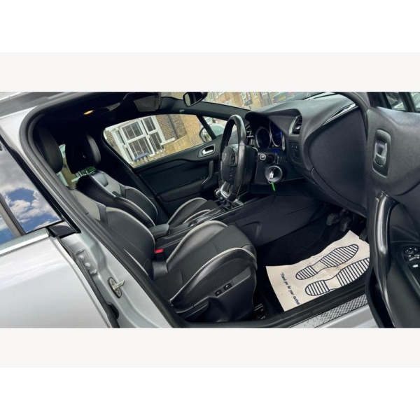 Citroen DS4 - 1.6 VTi DStyle Euro 5 5dr