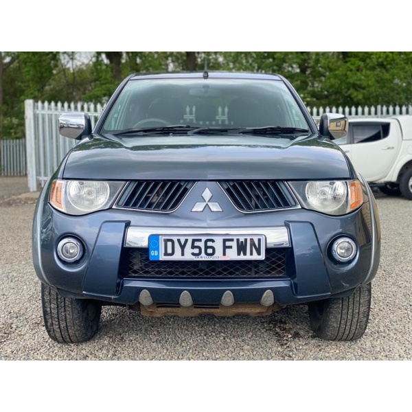 Mitsubishi L200 - 2.5 DI-D Warrior 4WD 4dr