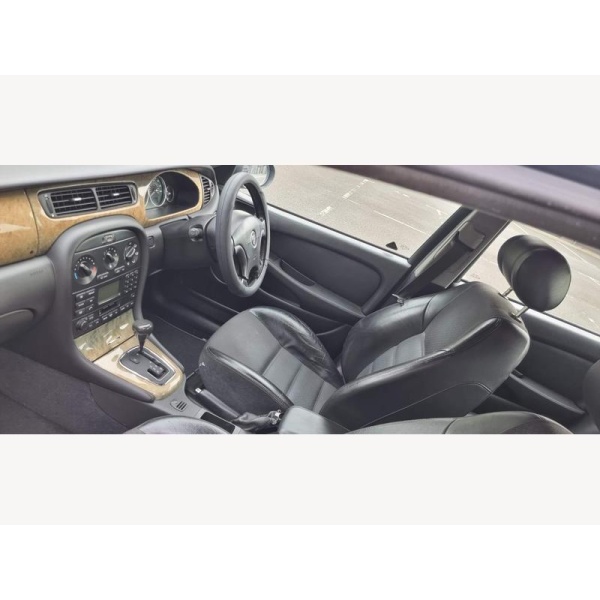 Jaguar X-type - 2.5 V6 Sport (AWD) 4dr