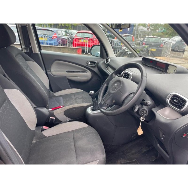 Citroen C3 Picasso - 1.6 HDi VTR+ Euro 5 5dr