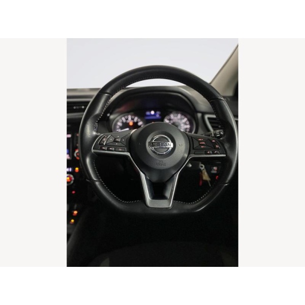 Nissan Qashqai - 1.3 DIG-T ACENTA PREMIUM 5d 158 BHP | Extended Warranties| AA Coverage*